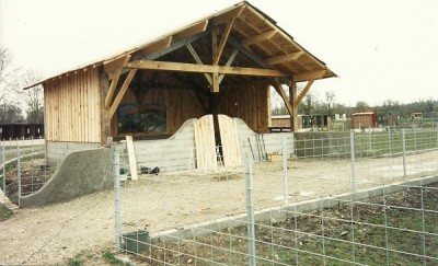 voici 1 hangar que j ais fabrique tout fais main