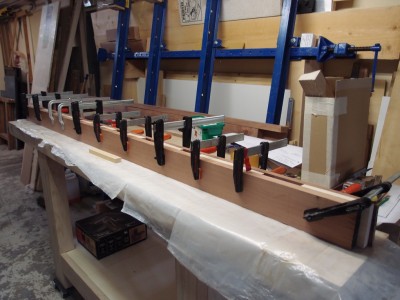 Assemblage de la poutre centrale du plateau