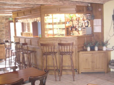 bar 015.jpg