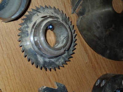 10) La scie oscillante, c'est bien comme truc ou Ã  proscrire (niveau sÃ©curitÃ©)?