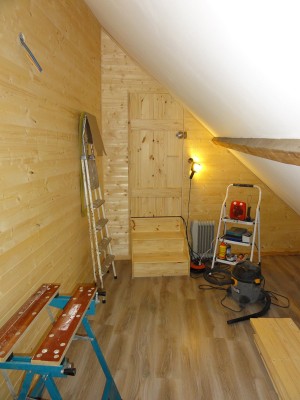 L'entrÃ©e du grenier, aprÃ¨s les travaux.