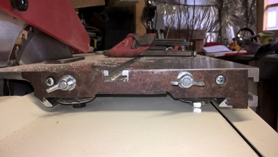 plaque butée montée sur plaque support.jpg