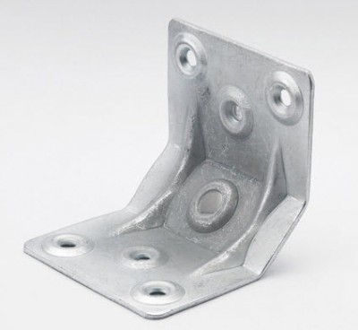 Ferrure d'angle pour pied de table.jpg