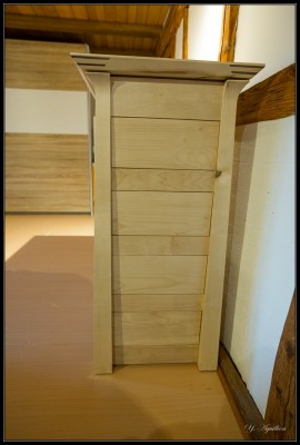 Commode-1747.jpg
