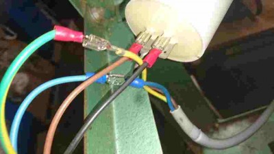 branchement condensateur.jpg