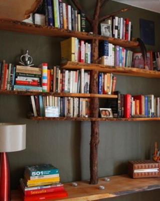 tree-trunk-bookshelf-2.jpg