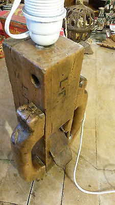 Rabot-Ancien-Transforme-En-Lampe.jpg