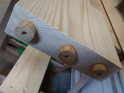 faux tenons en palce.jpg