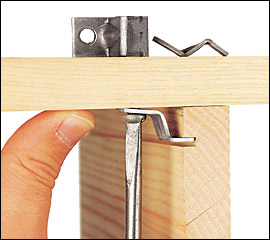 Fixation plateau sur ceinture table_Lee-Valley.jpg