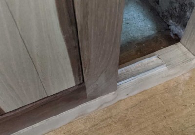 detail_rail.jpg