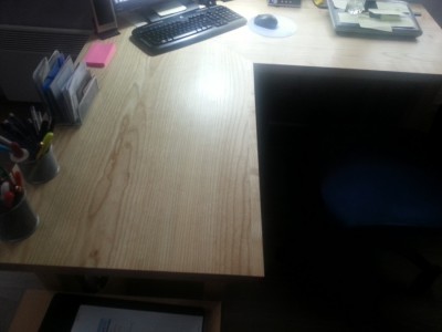 BUREAU02.jpg