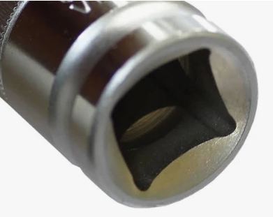 Adaptateur carré  demi-pouce vers hexa quart-pouce 2.jpg