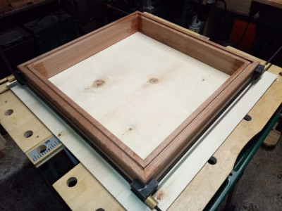 Presse cadre Veritas.jpg