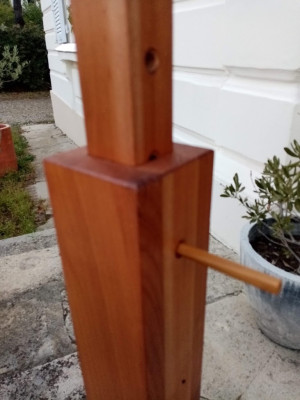 Crémaillère pupitre Nakashima.jpg