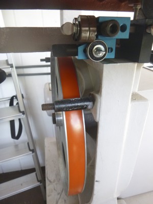 bandsaw tires 03.jpg
